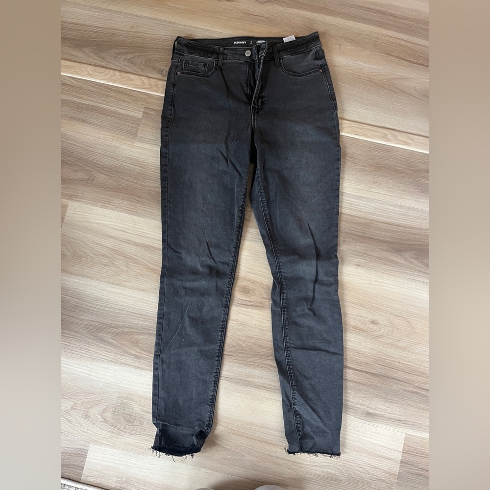 Black skinny jeans